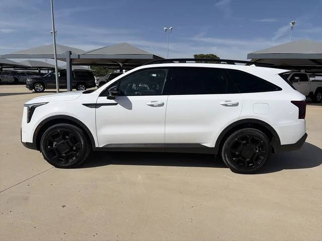 Used 2025 White Kia X-Line SX Prestige image 3