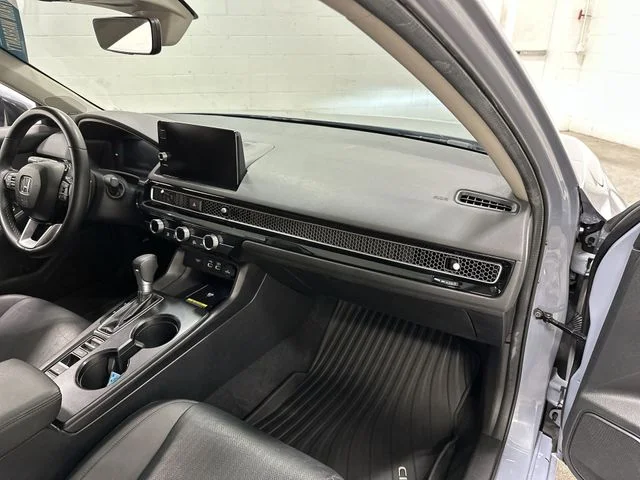 Certified Used 2024  Honda Touring image 17