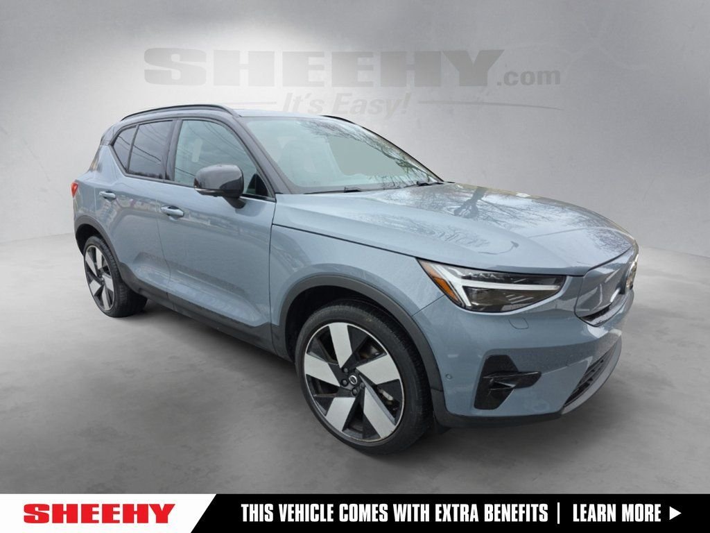 2023 Volvo XC40
