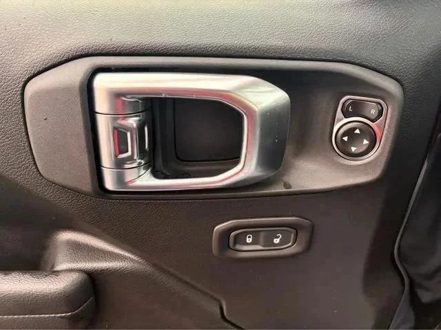 2026 Jeep Wrangler 4-Door Willys - Photo 15
