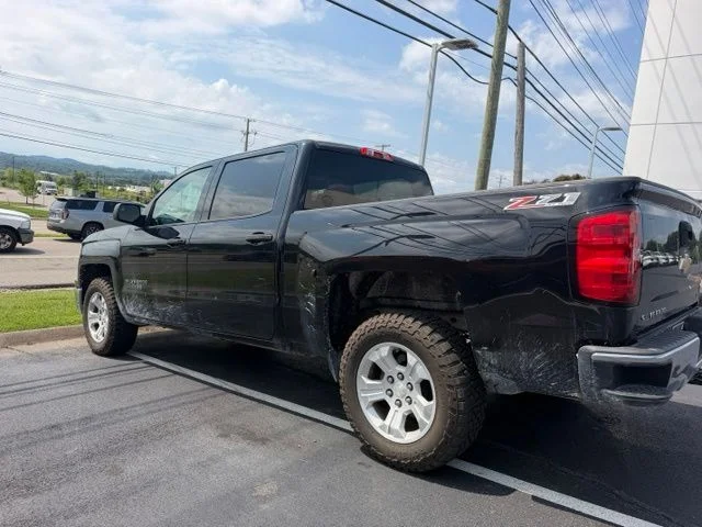 Used 2014 Black Chevrolet LT image 7