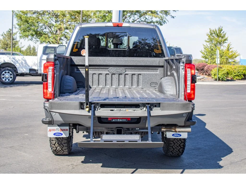 New 2026 Carbonized Gray Metallic Ford F-350® Lariat® image 14