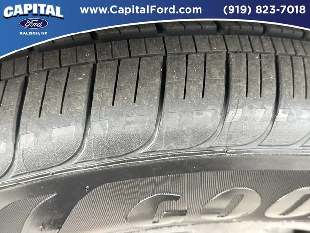 Used 2022 Gray Ford XLT image 14