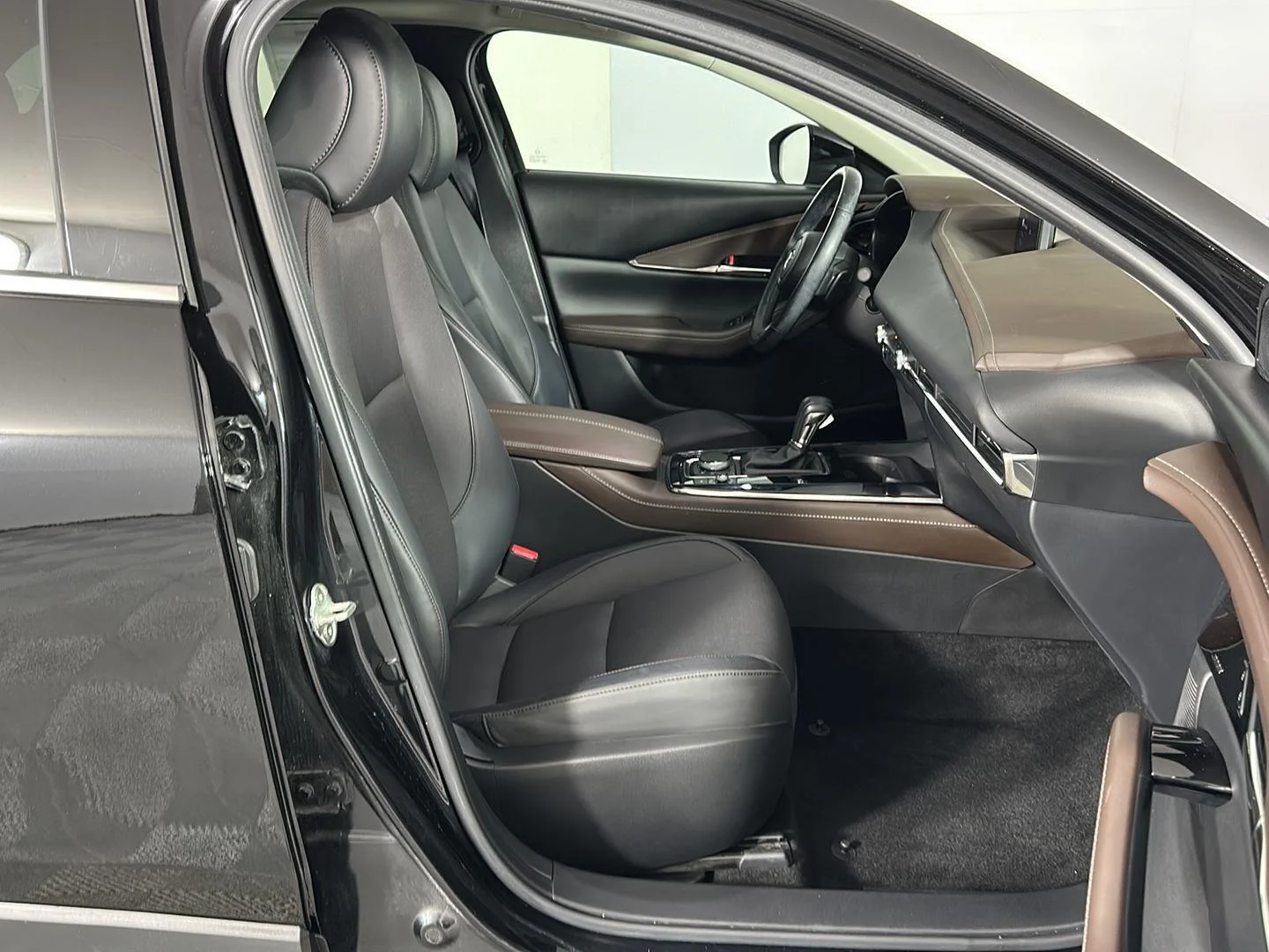 Used 2023 Jet Black Mica Mazda 2.5 Turbo Premium Package image 29
