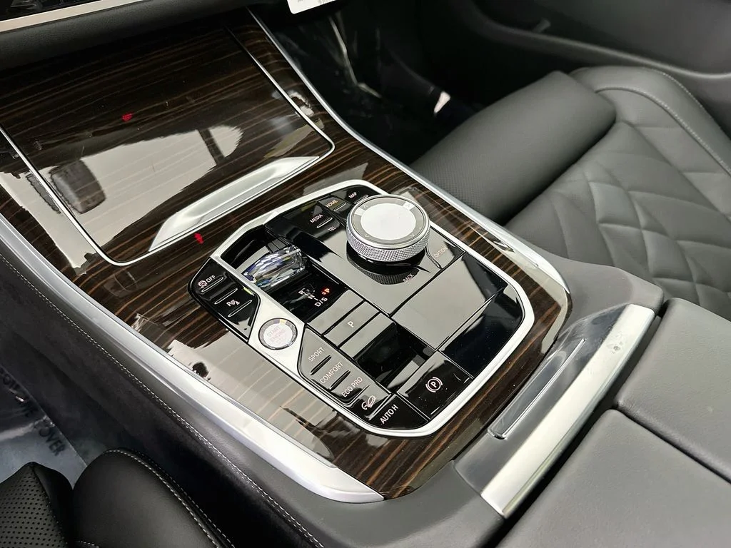New 2026 Alpine White BMW xDrive40i image 21