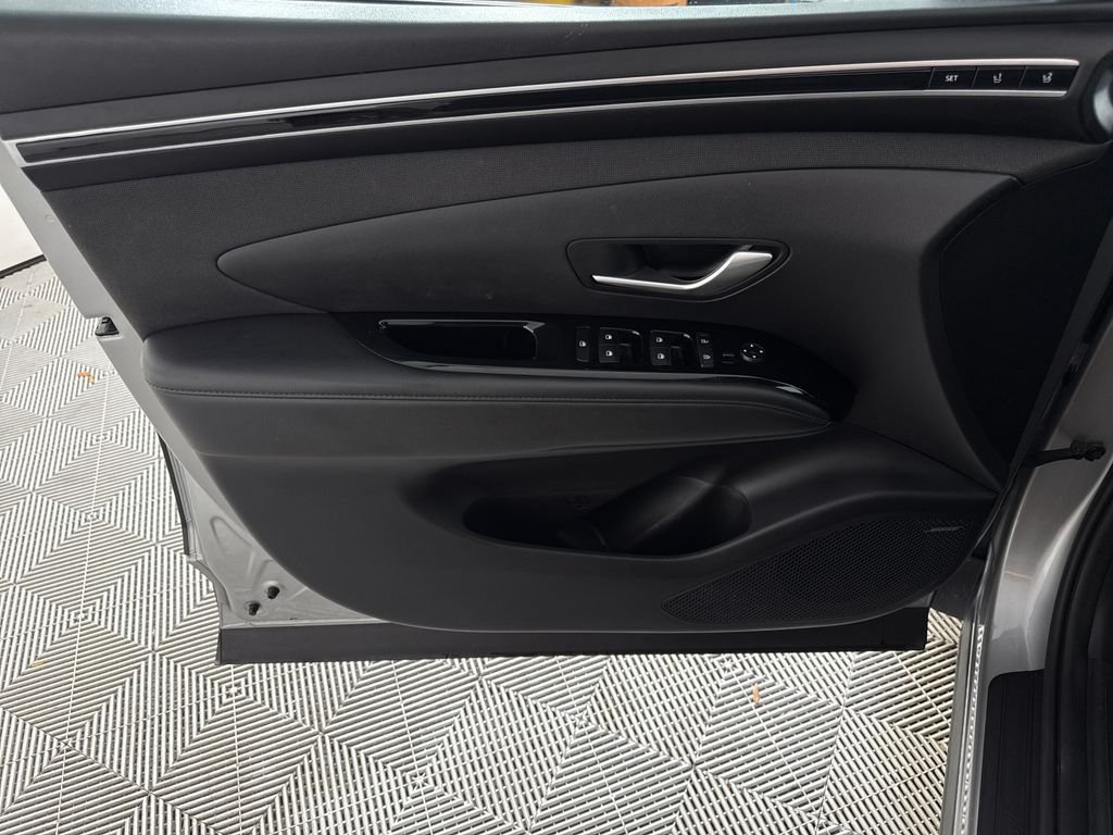 2022 Hyundai Tucson Limited - Photo 10