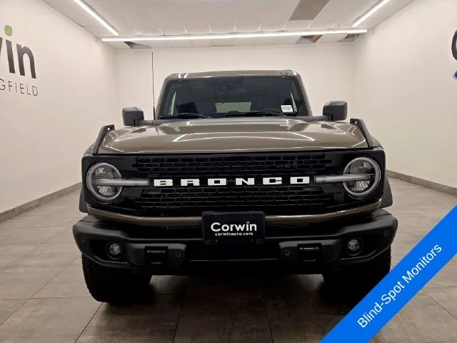 New 2026 Marsh Gray Ford Badlands® image 8