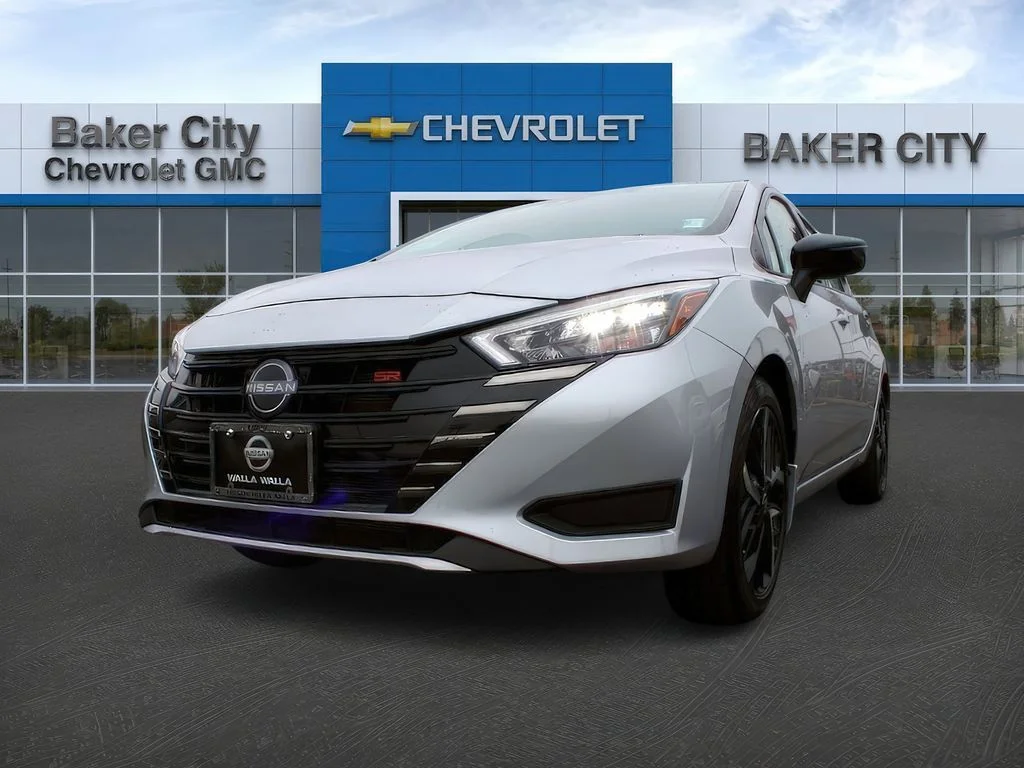 2025 Nissan Versa Sedan SR - Photo 34