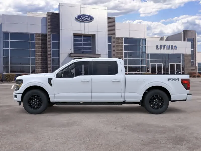 New 2026 Oxford White Ford XLT image 3