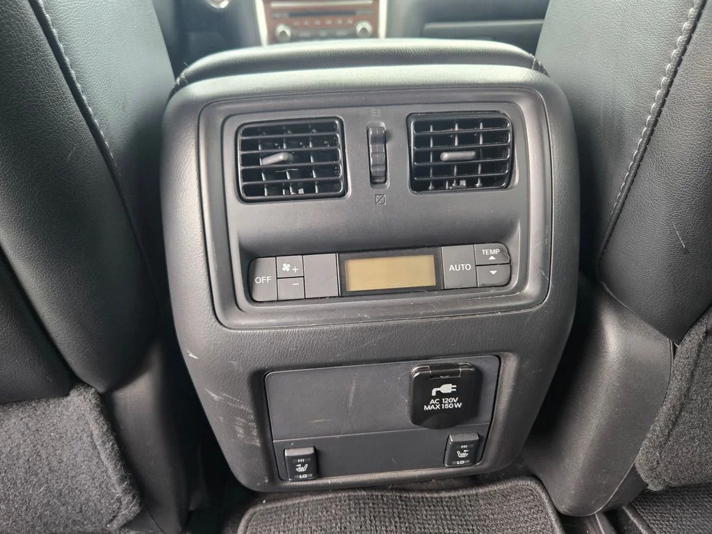 Used 2017 Sandstone Nissan Platinum image 14