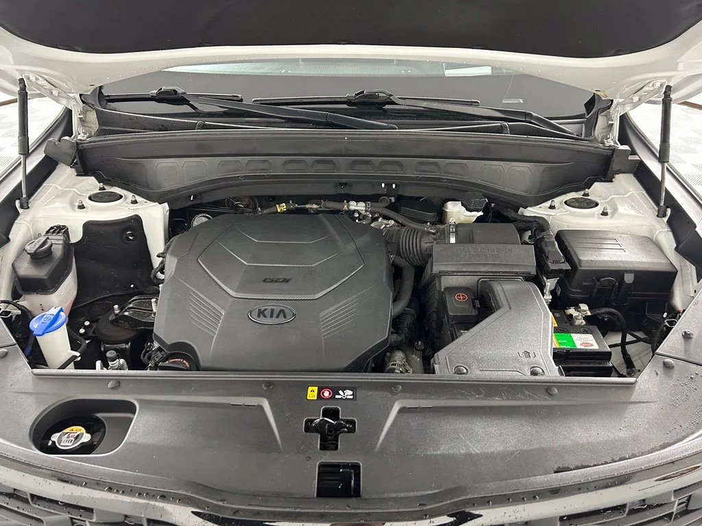 Used 2021 White Kia SX image 24