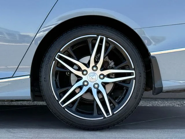2021 Honda Accord Touring - Photo 31