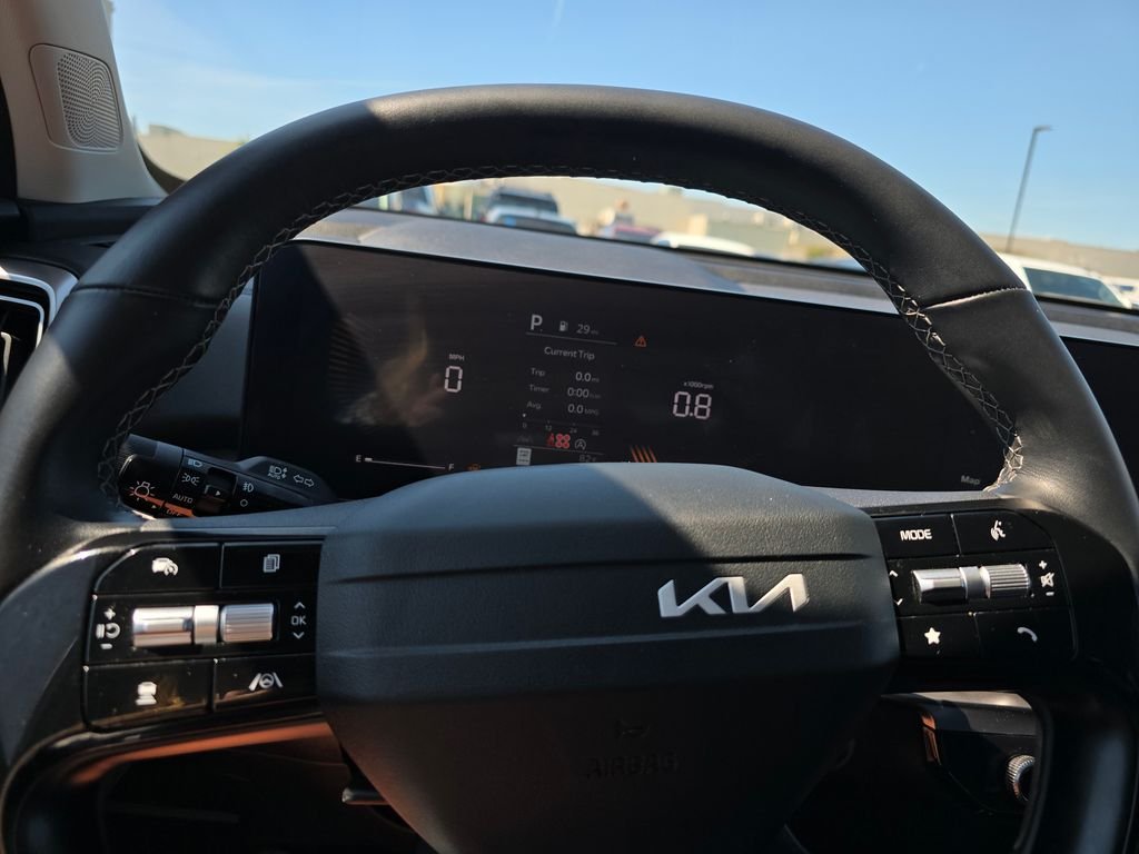 Used 2026 White Kia X-Line EX image 23