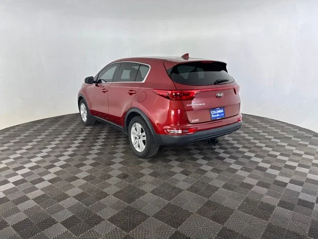 Used 2019 Red Kia LX image 9