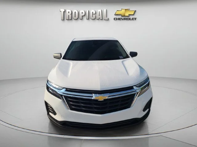 Used 2024 Summit White Chevrolet LS image 8