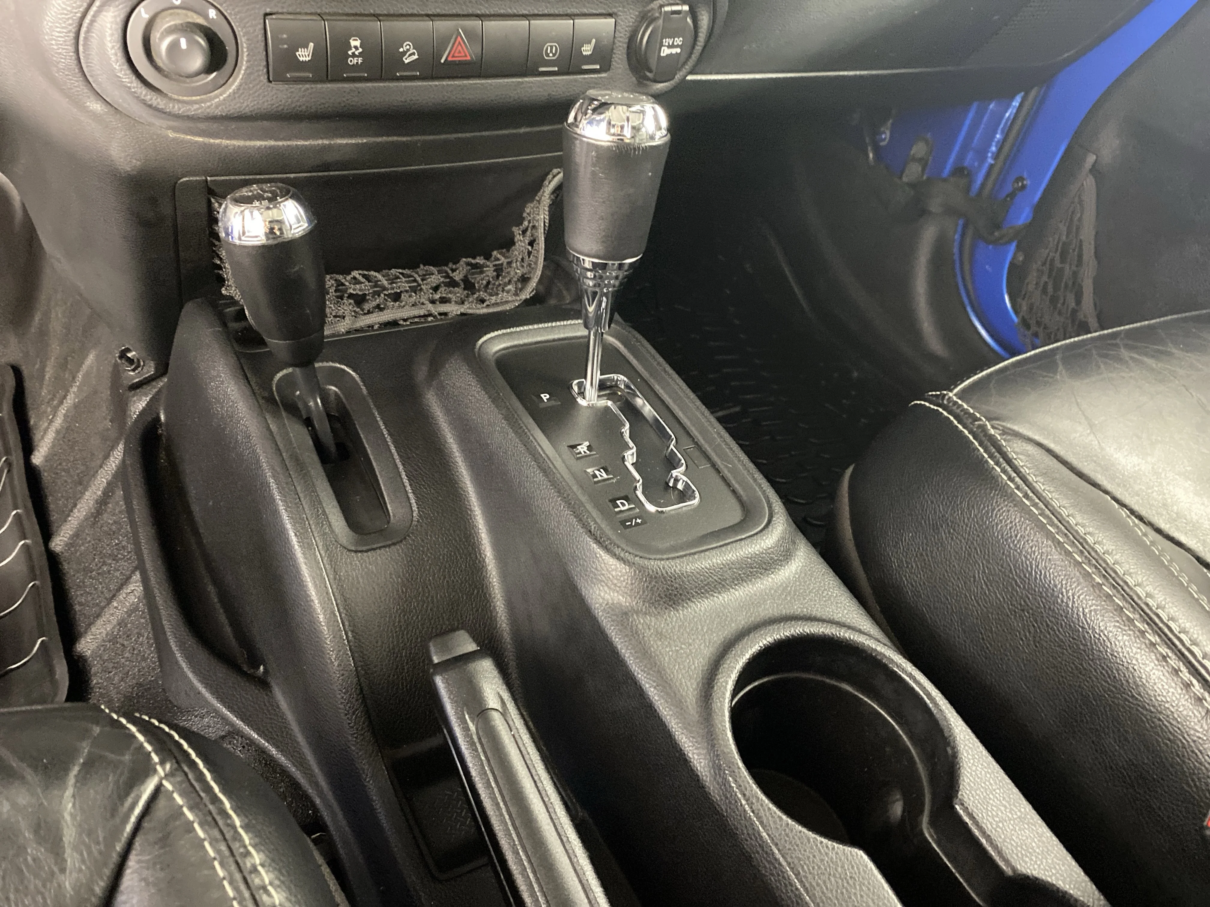Used 2014 Hydro Blue Pearl Coat Jeep Polar Edition image 27