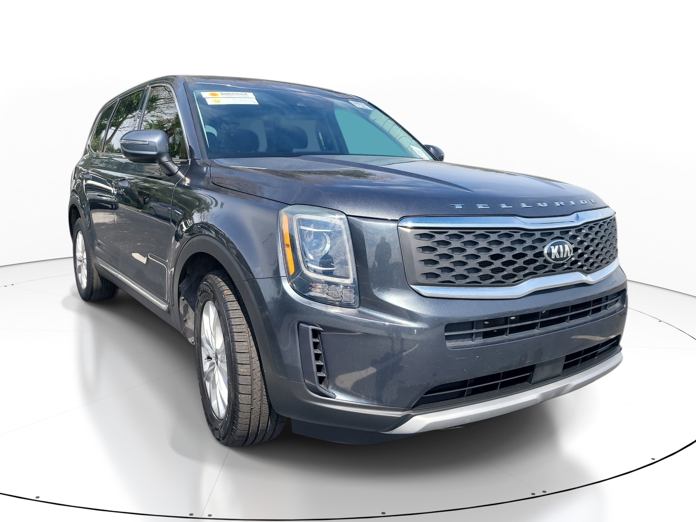 Used 2021 Gravity Grey Kia LX image 1