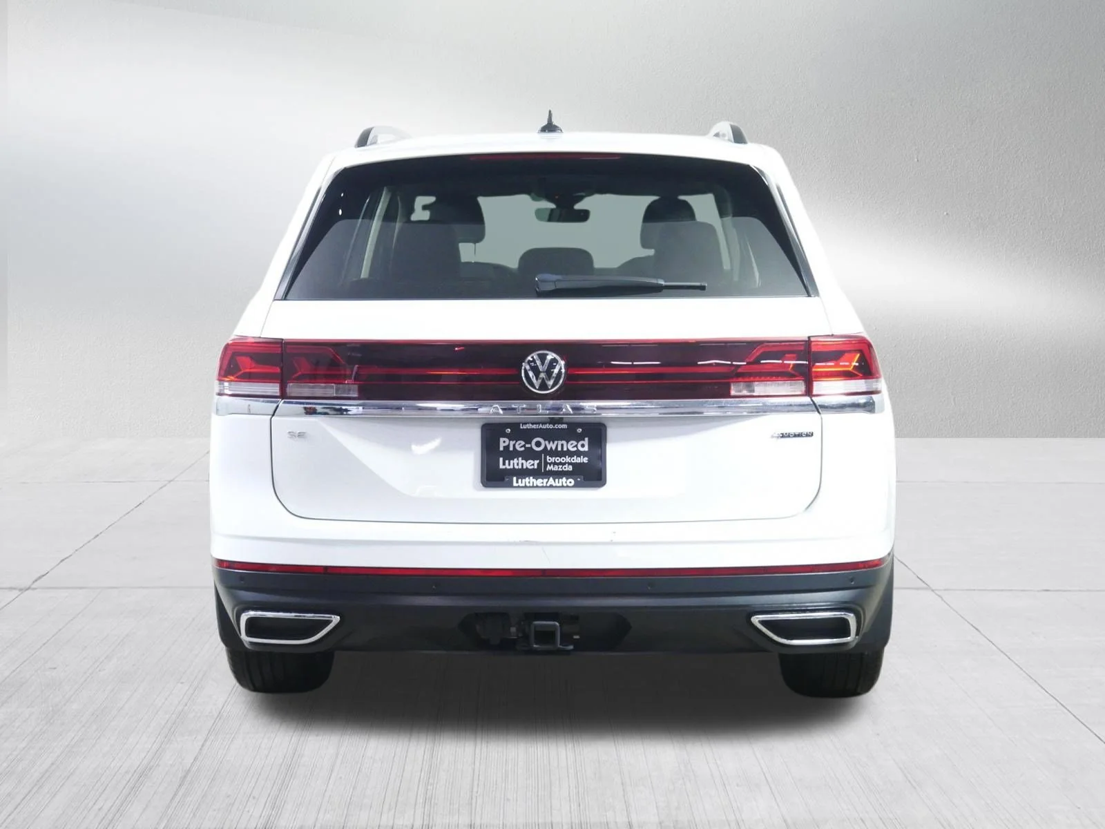 Used 2025 Pure White Volkswagen 2.0T SE w/Technology image 6