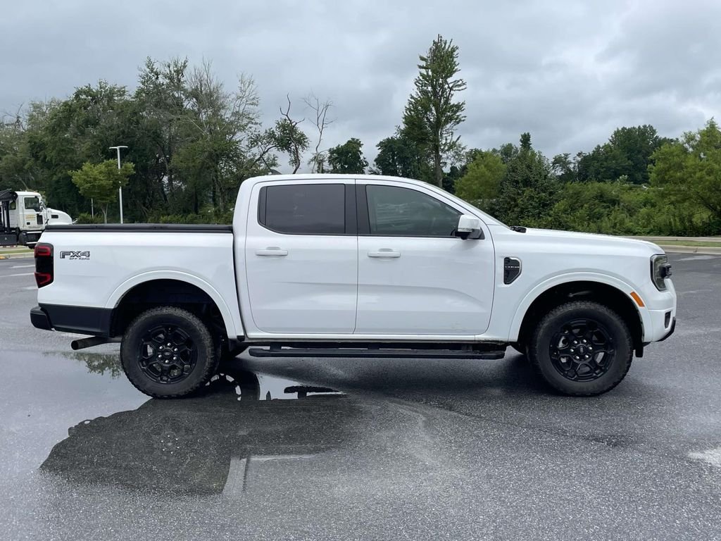 Used 2025 Oxford White Ford LARIAT image 30