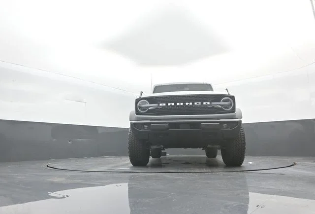 New 2026 Avalanche Gray Ford Outer Banks® image 30