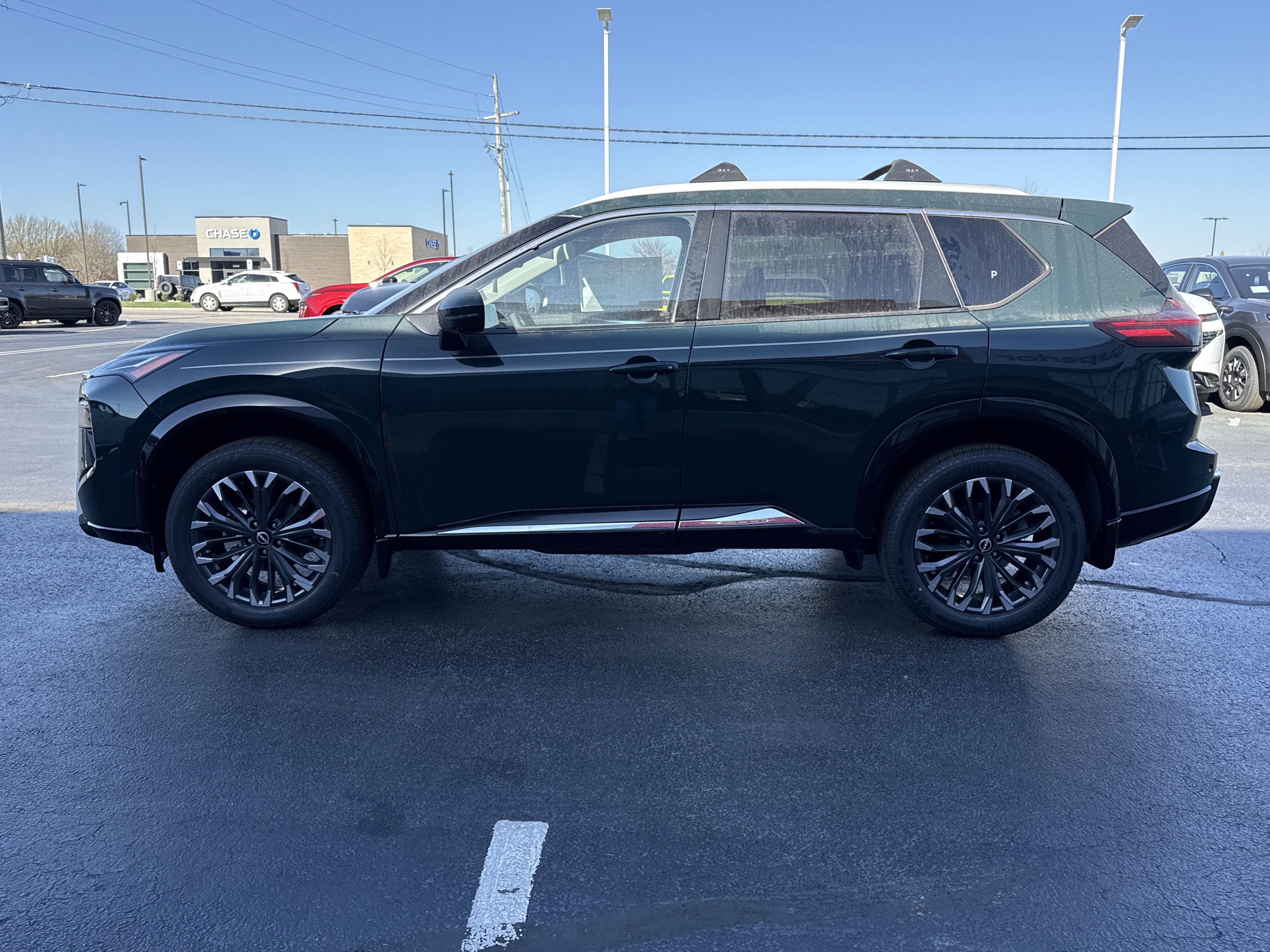 New 2026 Obsidian Green Pearl Nissan Platinum image 11