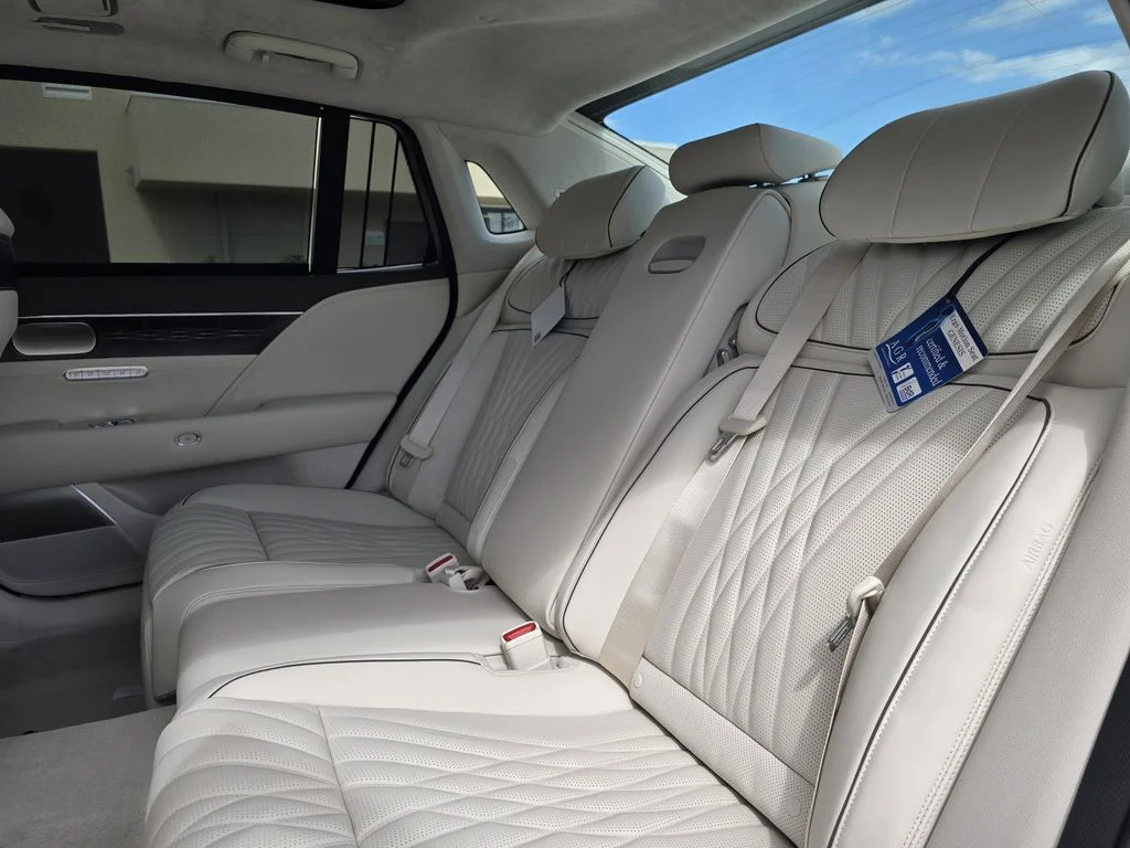 New 2026 White Genesis 3.5T e-SC image 13