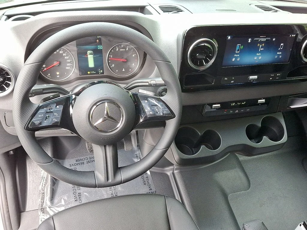 2025 Mercedes-Benz Sprinter Cargo Van Base - Photo 8