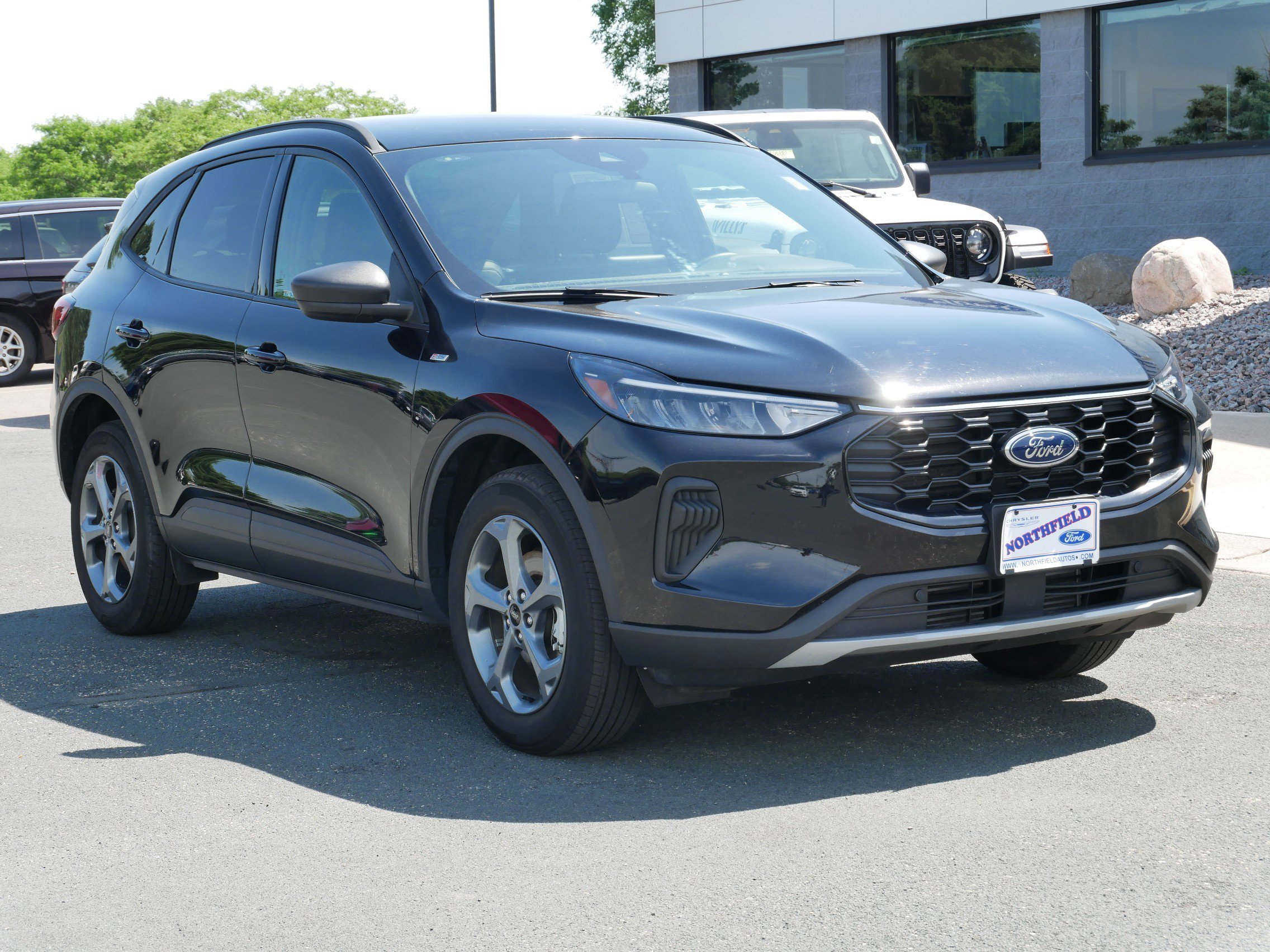 Used 2025 Ford Escape ST-Line with VIN 1FMCU9MN9SUA86072 for sale in Northfield, Minnesota
