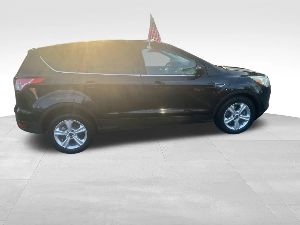 Used 2014 Black Ford SE image 30