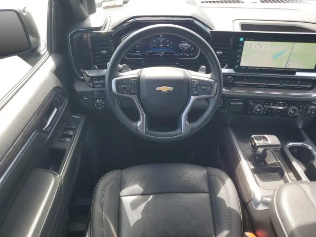 Used 2024 Black Chevrolet LTZ image 31