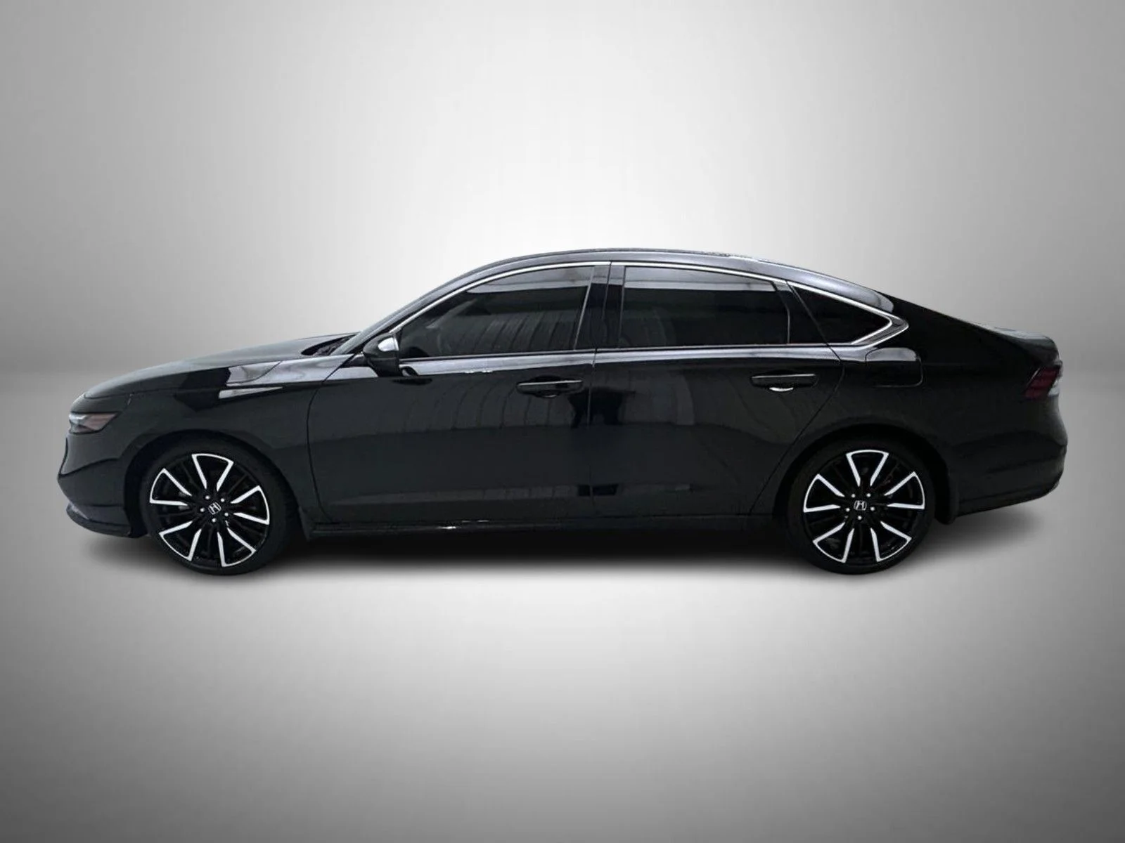 Used 2024 Black Honda Touring image 8