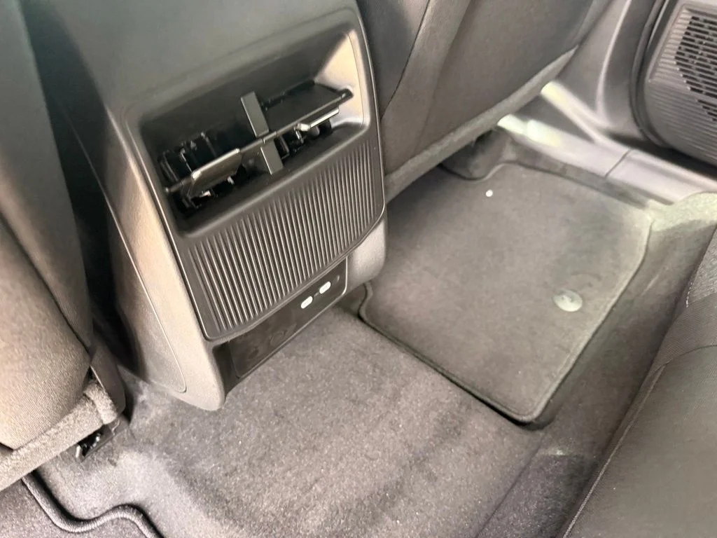 New 2026 Sting-Gray Clearcoat Jeep Laredo image 27