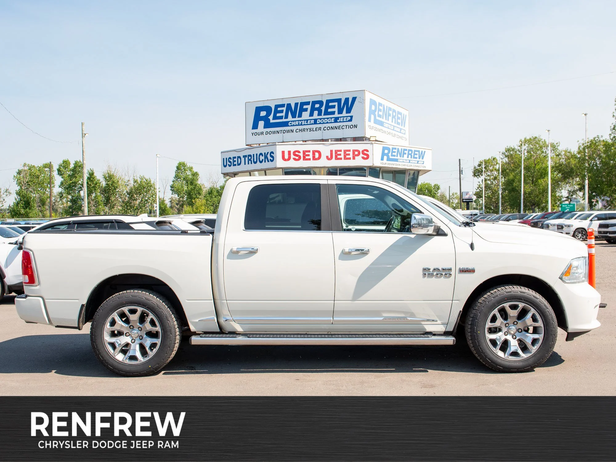 Used 2016 White RAM Limited* | Crew Cab | 5.7L HEMI V8 | Heated/Ventilated Seats | Sunroof | Tonneau Cover | image 1