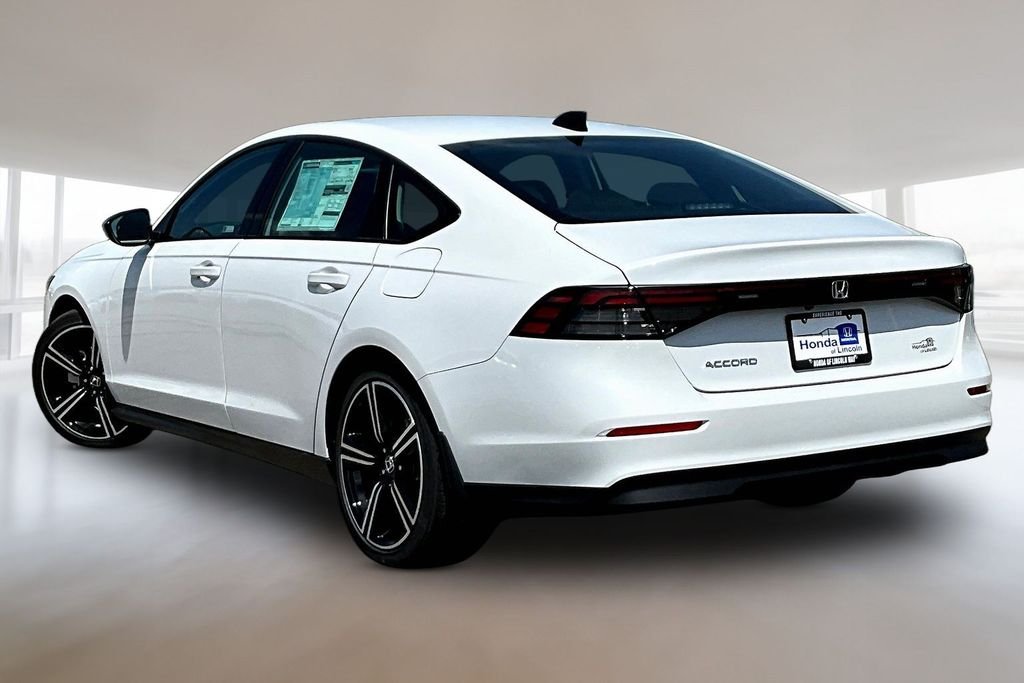 New 2026 Platinum White Pearl Honda SE image 3