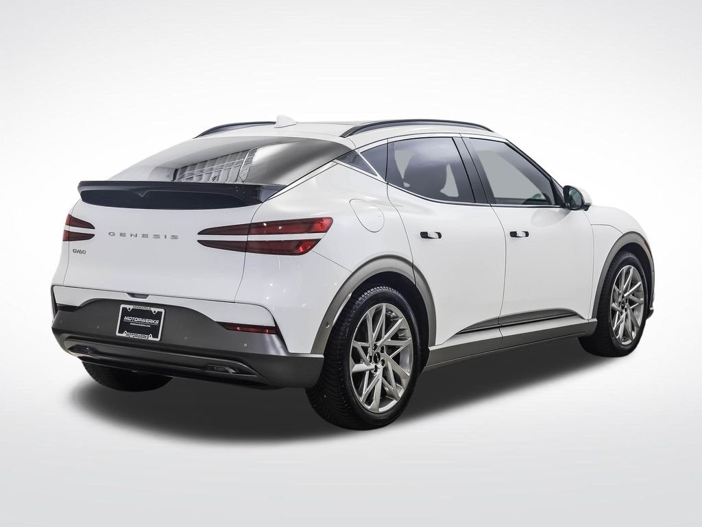 Used 2023 White Genesis Advanced image 5