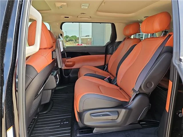 New 2026 Aurora Black KIA SX Prestige Passenger image 9