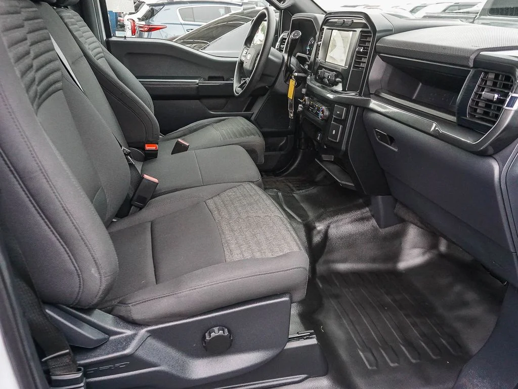 Used 2023 White Ford XL image 13