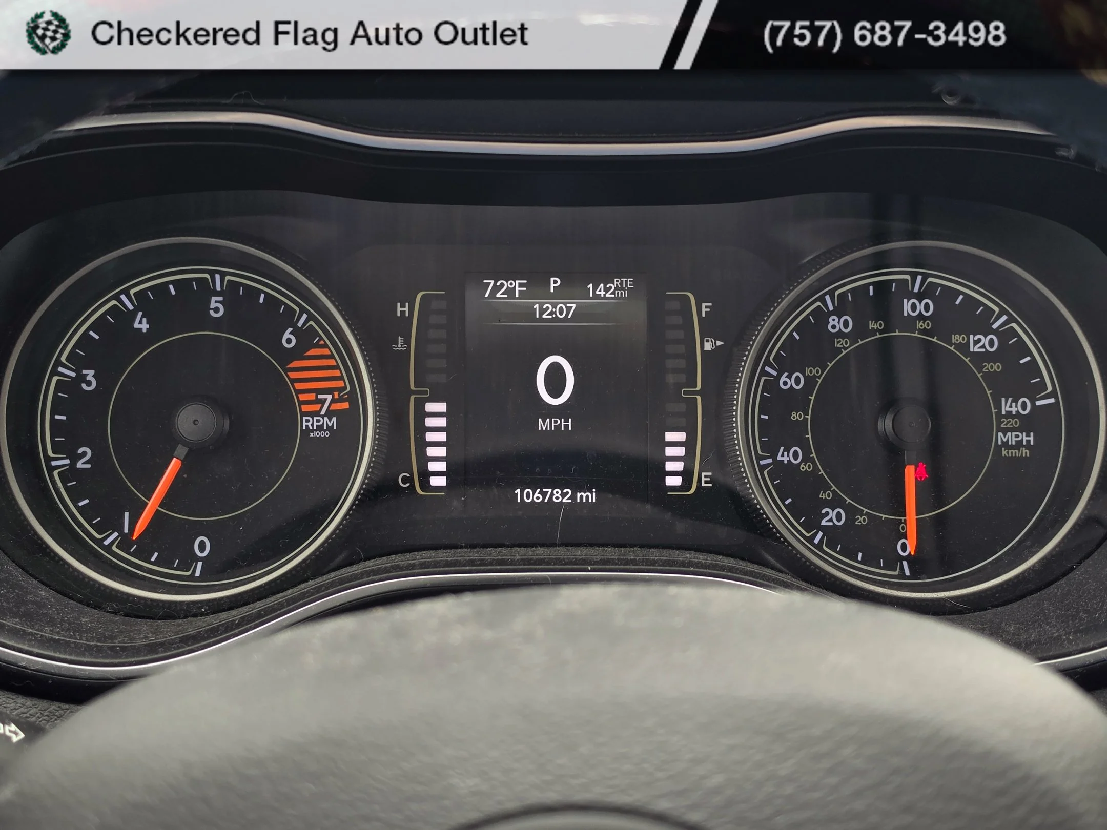 Used 2019 Diamond Black Jeep Latitude Plus image 10