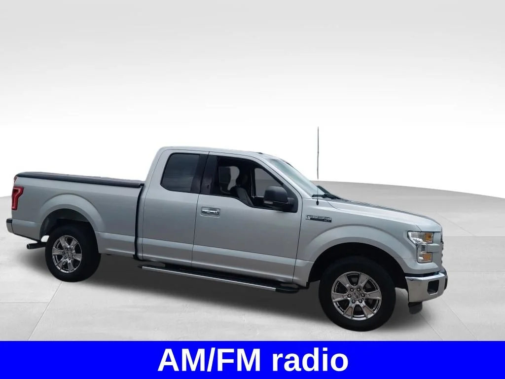 Used 2015 Ingot Silver Ford XLT image 7