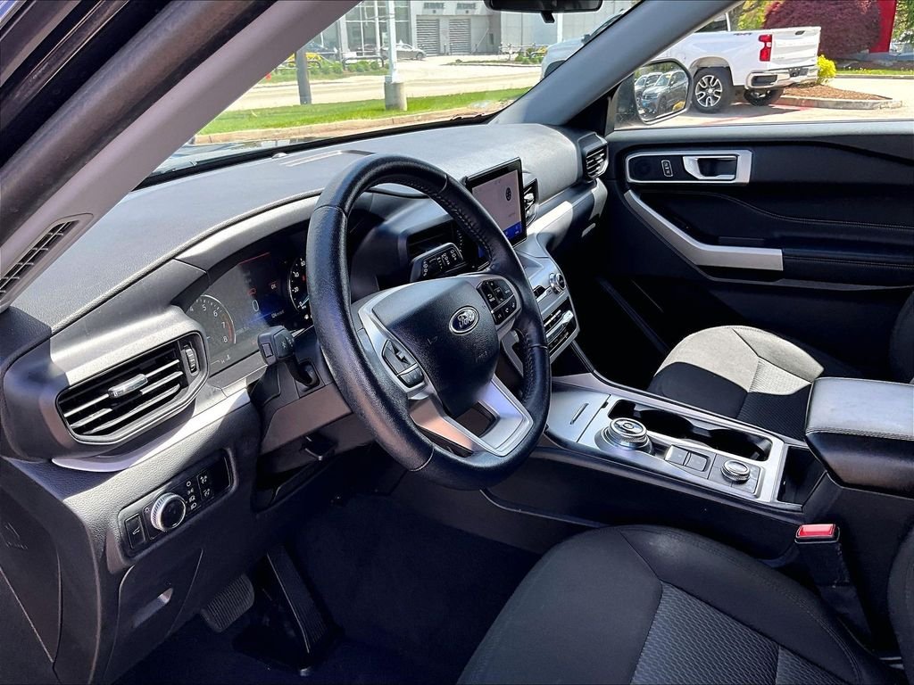 Used 2023 Black Ford XLT image 8