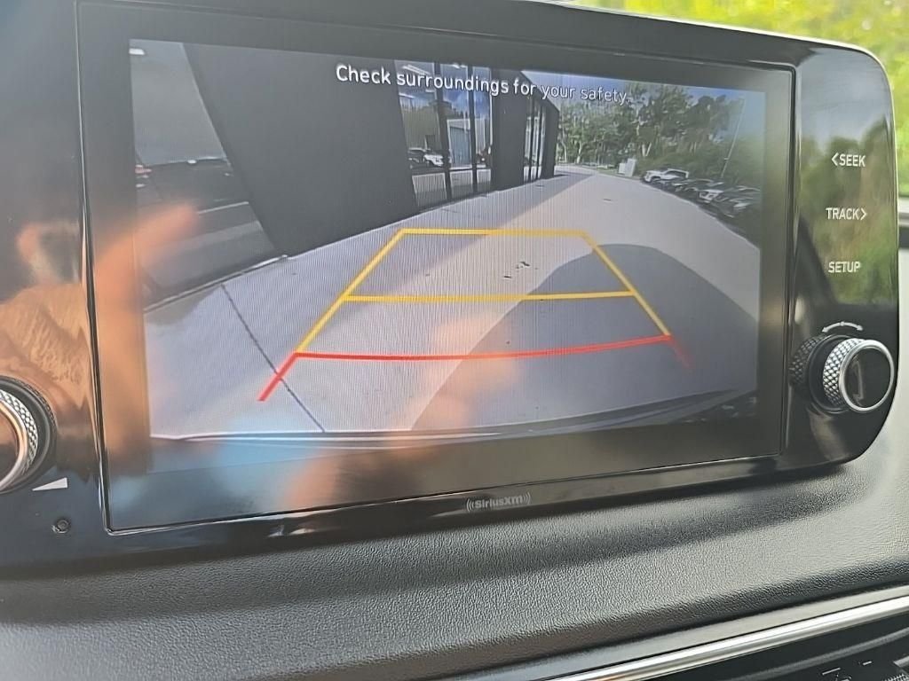 Used 2021 Gray Hyundai SEL image 23