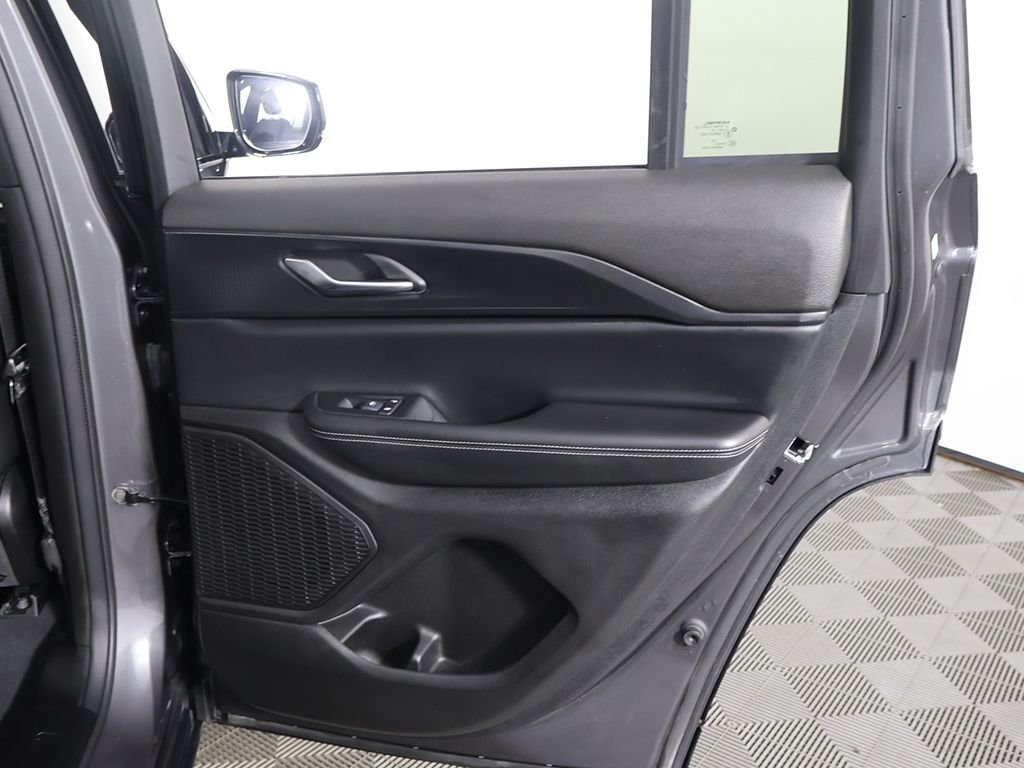 Used 2024 Gray Jeep Altitude X image 25