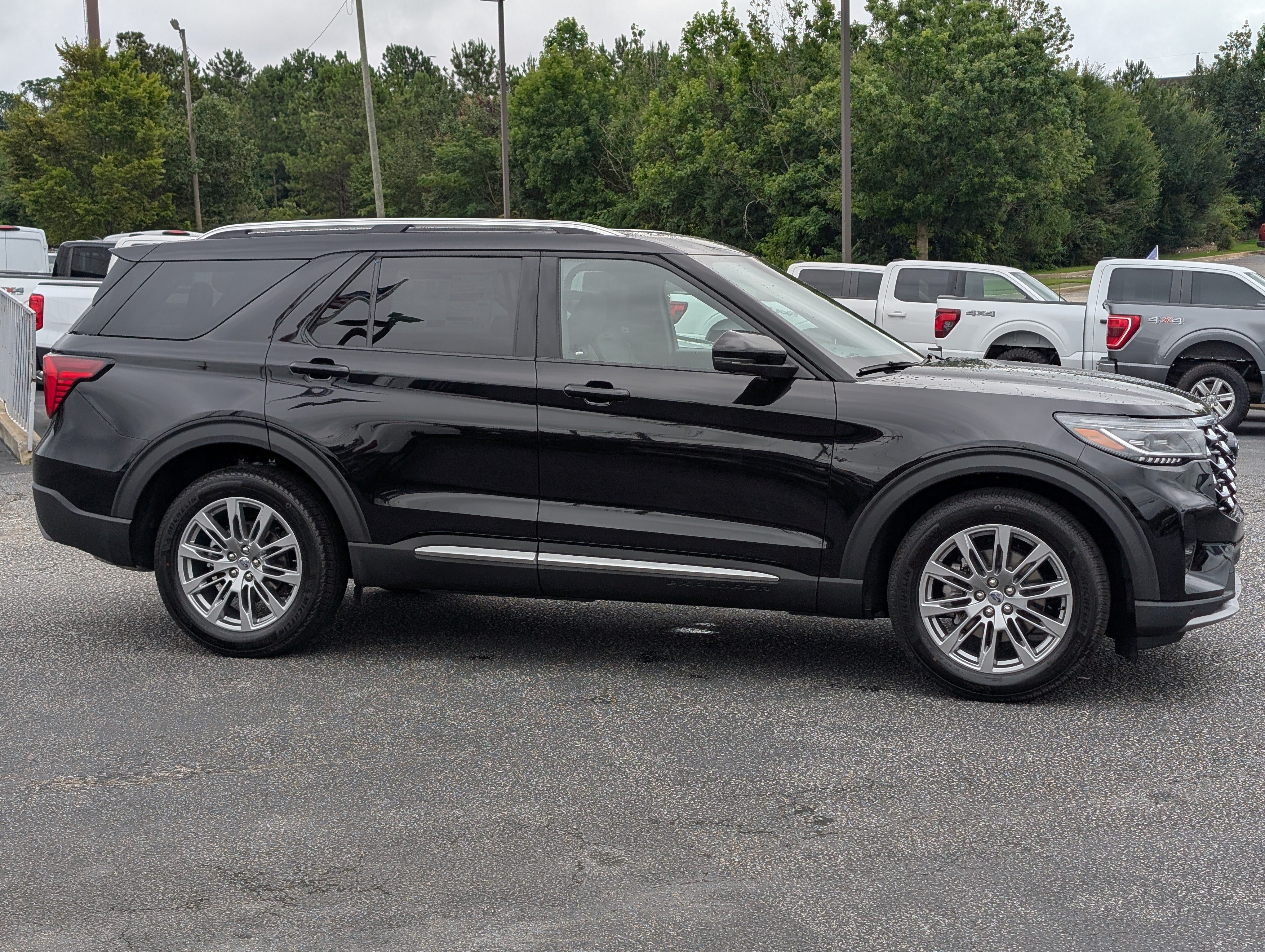 New 2026 Agate Black Metallic FORD Platinum™ image 8