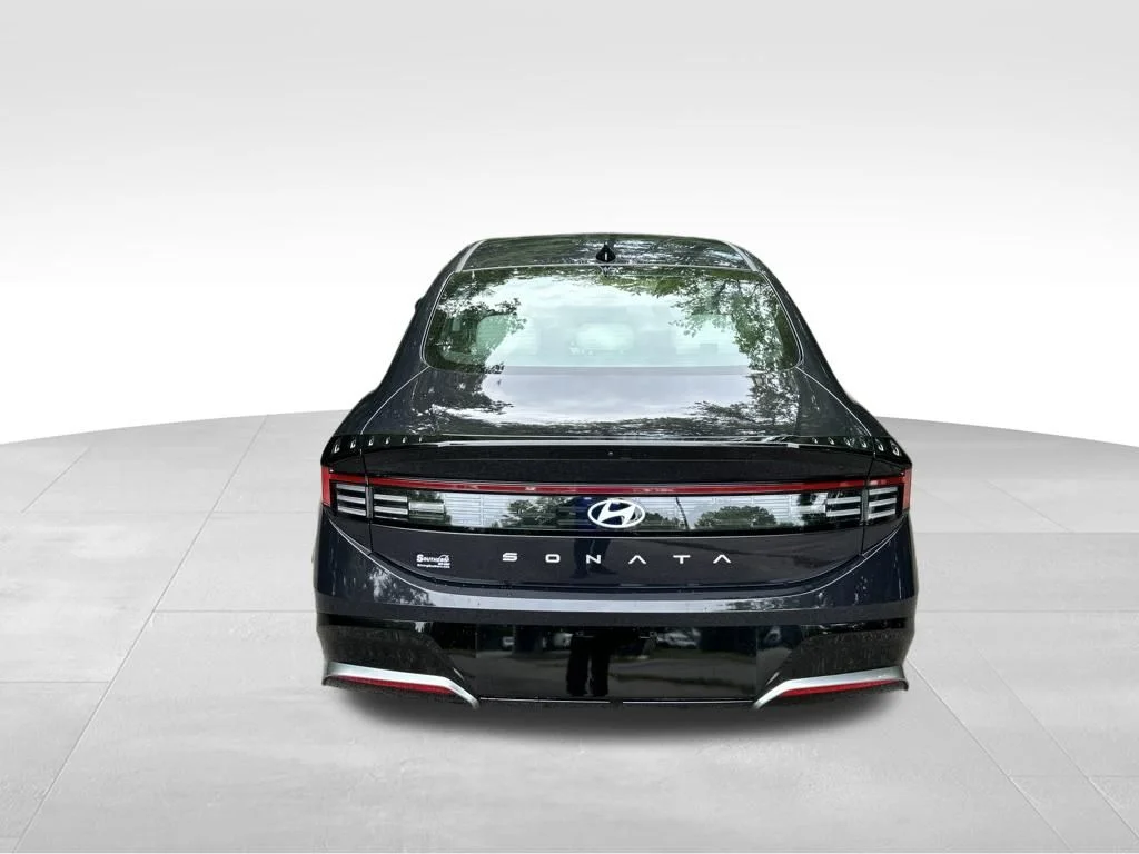 Used 2026 Blue Hyundai SEL Sport image 4