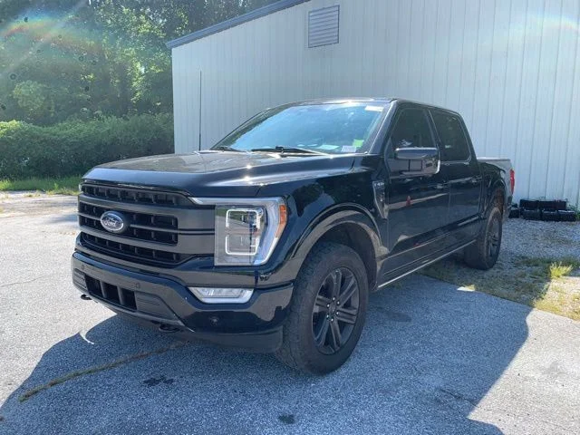 Used 2023 Agate Black Metallic Ford Lariat image 4