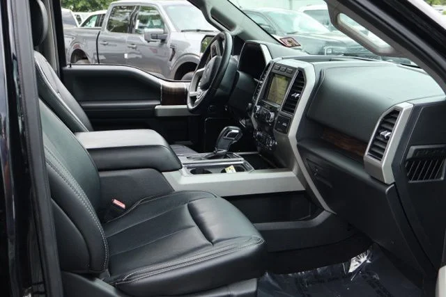 Used 2019 Black Metallic Ford Lariat image 26