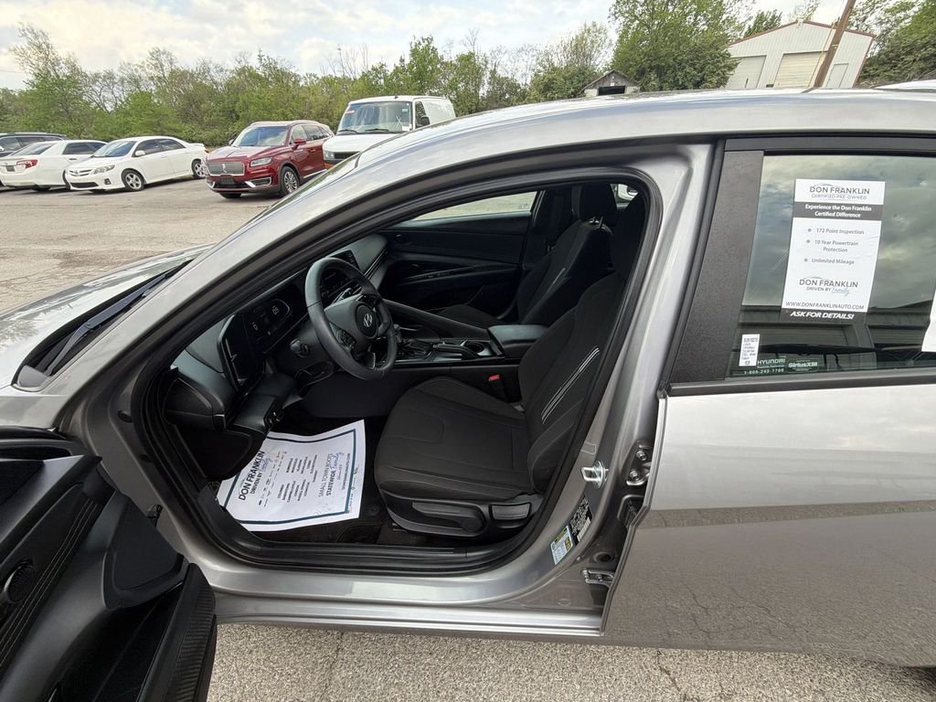 Certified Used 2025 Silver Hyundai SEL Sport image 11
