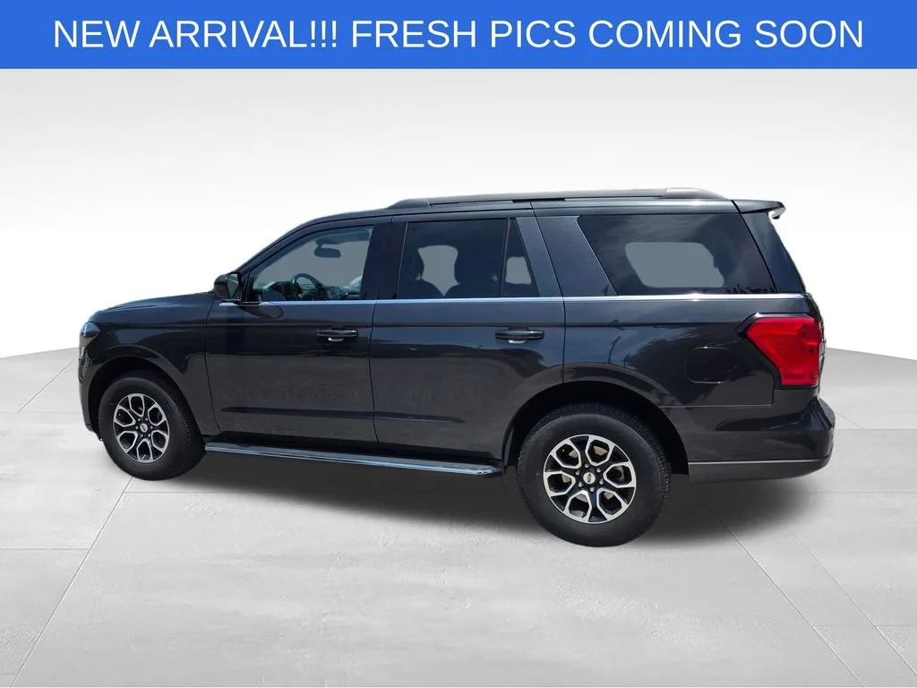 Used 2023 Gray Ford XLT image 4