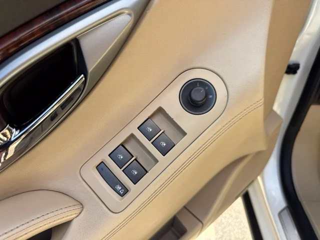 Used 2011 White Buick CXS image 14