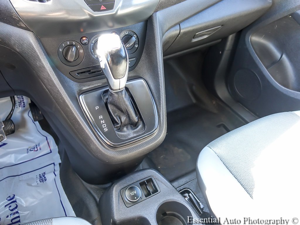 Used 2016 Frozen White Ford XL image 17